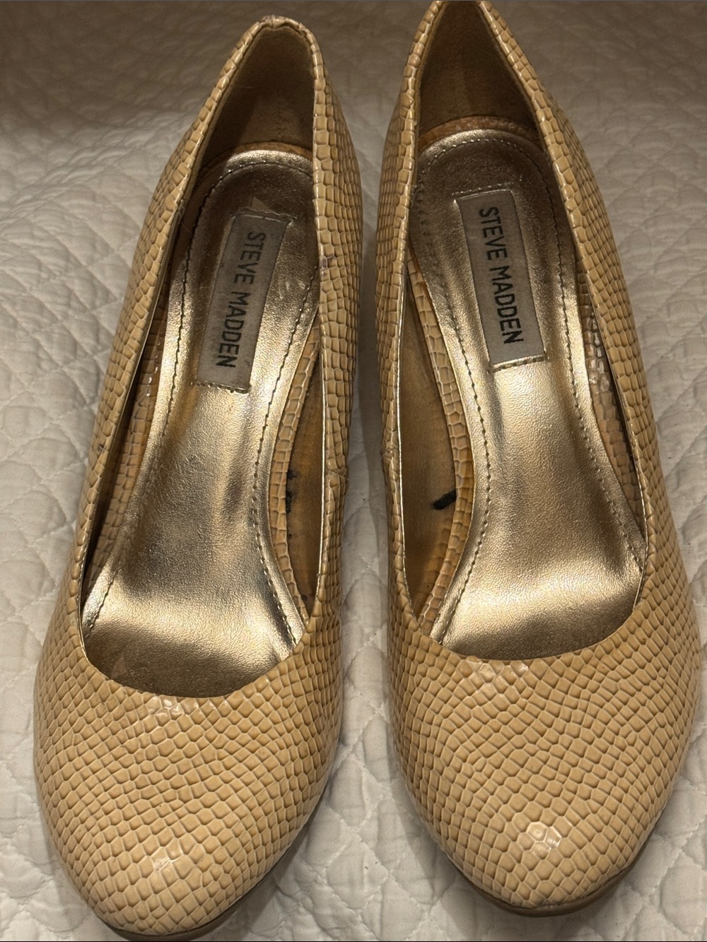 Steve Madden Tan Textured Pump Heels